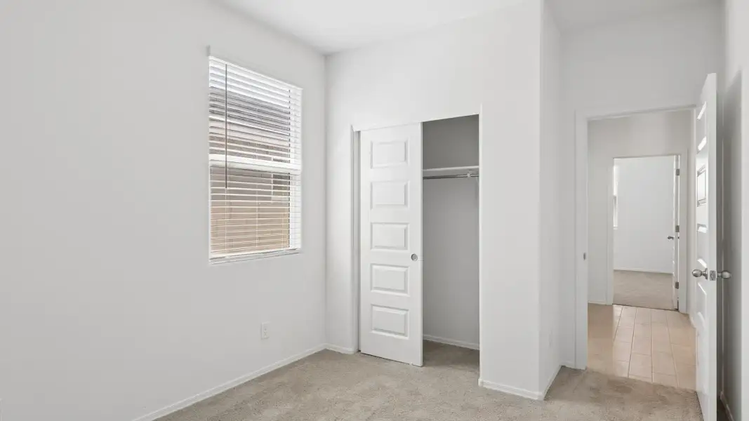 Spacious, unfurnished interior of a new home in Moonlight, Maricopa (Image 23).