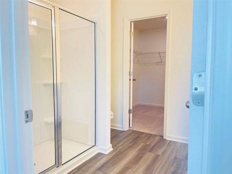 Spacious, unfurnished interior of a new home in Casteel, Bethlehem (Image 9).