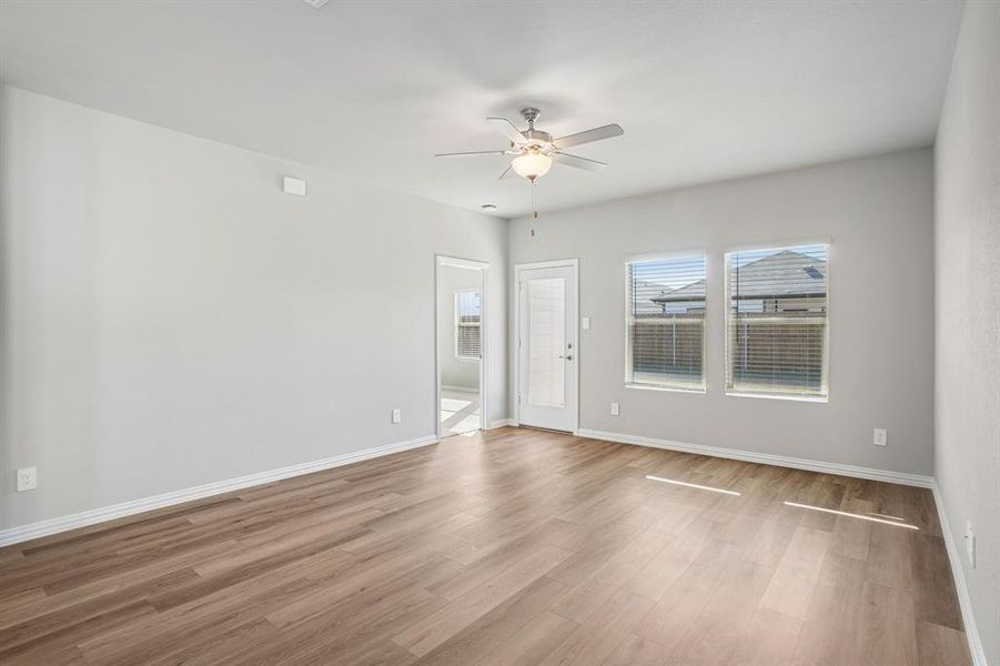 Spacious, unfurnished interior of a new home in Trails of Lavon - Spring Series, Lavon (Image 20).