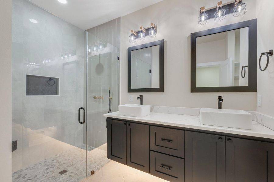 Furnished interior view inside a new home in , Franklin (Image 7).