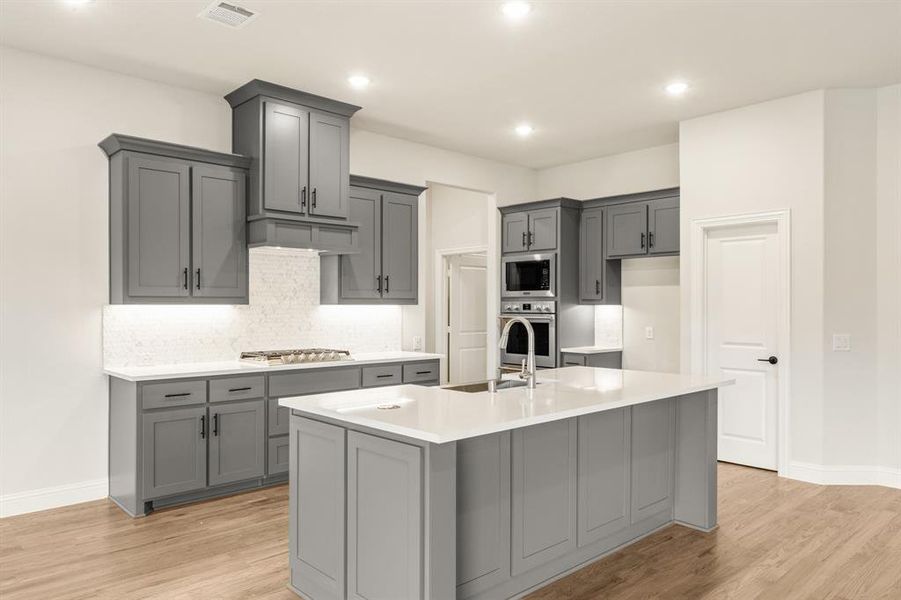 Furnished interior view inside a new home in Rockwood 65, Mansfield (Image 9).