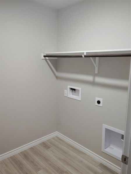 Spacious, unfurnished interior of a new home in , Bryan (Image 11).