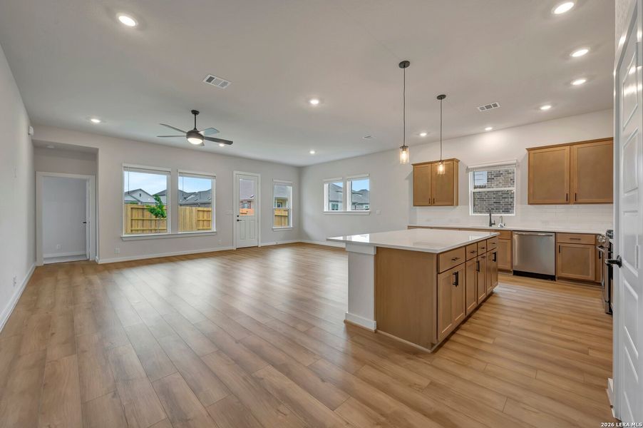 Image 37 of a home in Meyer Ranch – Select Reserve Series. Image 37 of a home in Meyer Ranch – Select Reserve Series.
