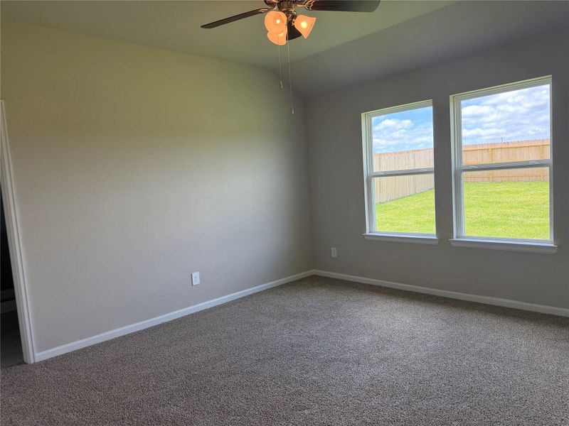 Spacious, unfurnished interior of a new home in Liberty Village, Brenham (Image 7).