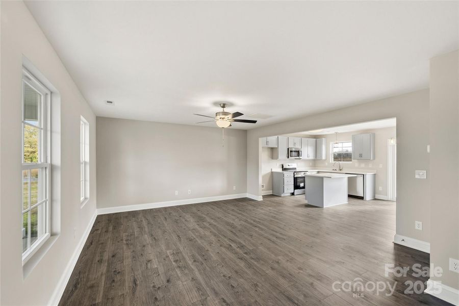 Spacious, unfurnished interior of a new home in , Pageland (Image 21). Spacious, unfurnished interior of a new home in , Pageland (Image 21).