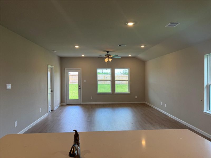 Spacious, unfurnished interior of a new home in Liberty Village, Brenham (Image 6).