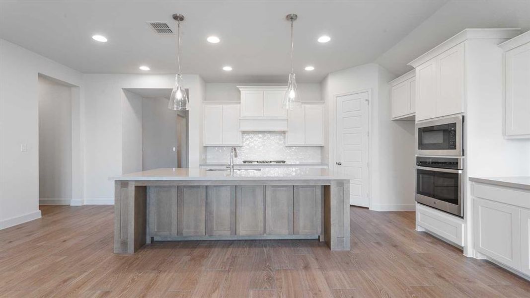 Furnished interior view inside a new home in Trinity Falls 50', McKinney (Image 13).
