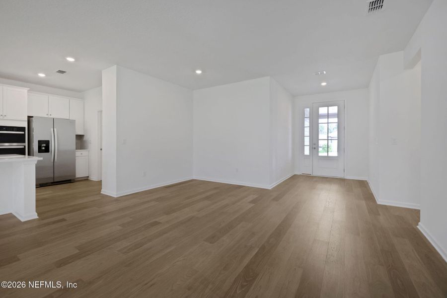 Spacious, unfurnished interior of a new home in Hyland Trail, Green Cove Springs (Image 37). Spacious, unfurnished interior of a new home in Hyland Trail, Green Cove Springs (Image 37).