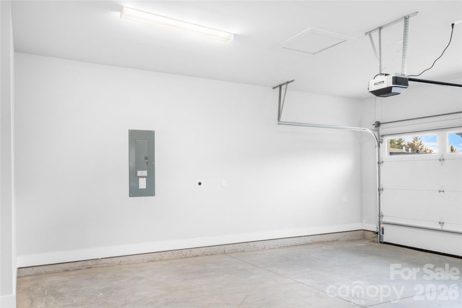 Spacious, unfurnished interior of a new home in , Weaverville (Image 15).