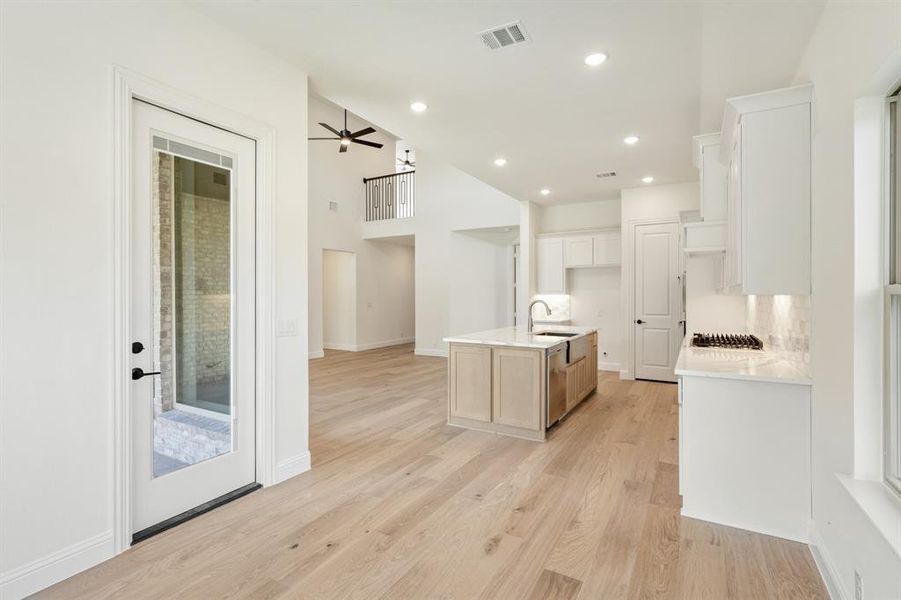 Furnished interior view inside a new home in Windsong Ranch Classic 61, Prosper (Image 32). Furnished interior view inside a new home in Windsong Ranch Classic 61, Prosper (Image 32).