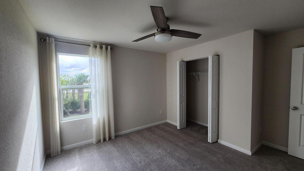 Spacious, unfurnished interior of a new home in , Fort Pierce (Image 18).
