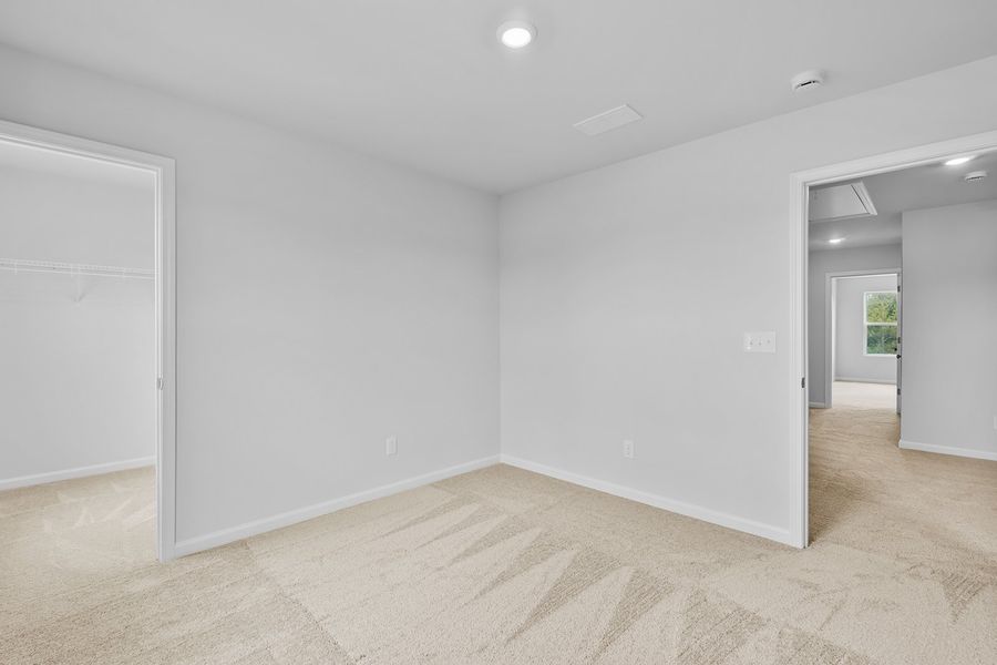 Spacious, unfurnished interior of a new home in Bell West, Kernersville (Image 32).