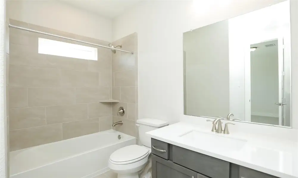 Furnished interior view inside a new home in Independence Heights, Houston (Image 7). Furnished interior view inside a new home in Independence Heights, Houston (Image 7).