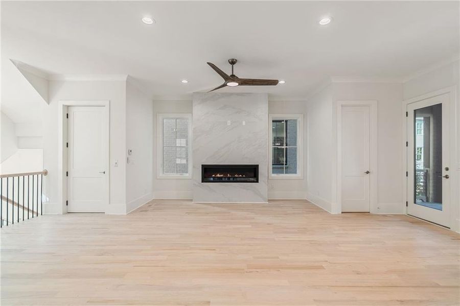 Spacious, unfurnished interior of a new home in , Alpharetta (Image 51).