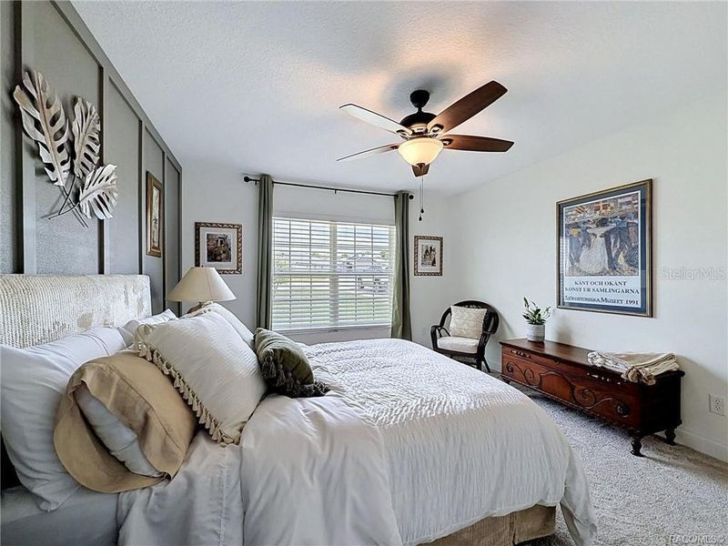 Furnished interior view inside a new home in The Fairways At Twisted Oaks, Beverly Hills (Image 37).