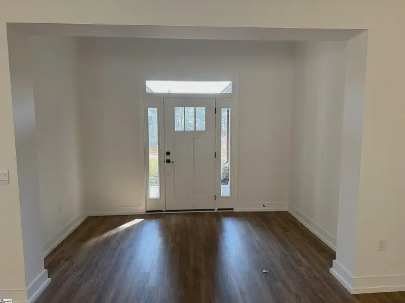 Spacious, unfurnished interior of a new home in Hidden Lake Estates, Greenville (Image 8).