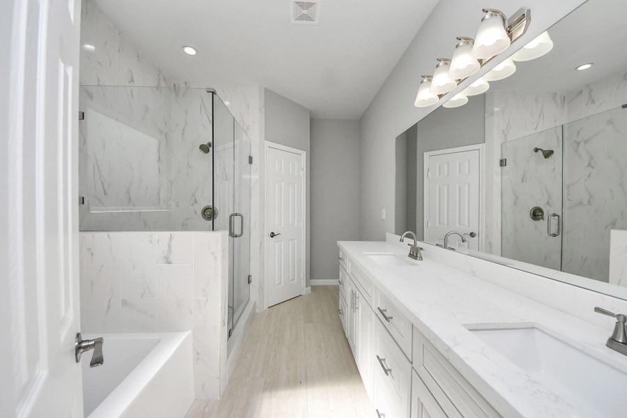 Furnished interior view inside a new home in , Houston (Image 13).