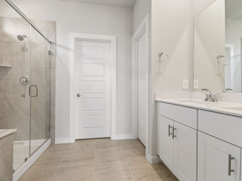 Furnished interior view inside a new home in Sanford Farms - Traditional Series, Waller (Image 7).