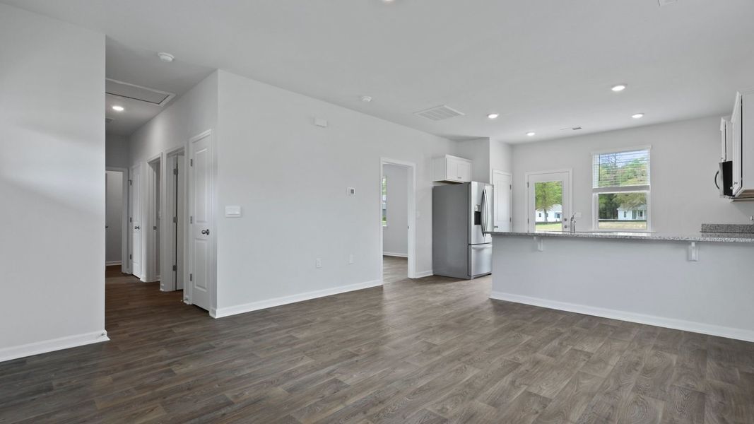 Spacious, unfurnished interior of a new home in North Shore, Summerton (Image 16).