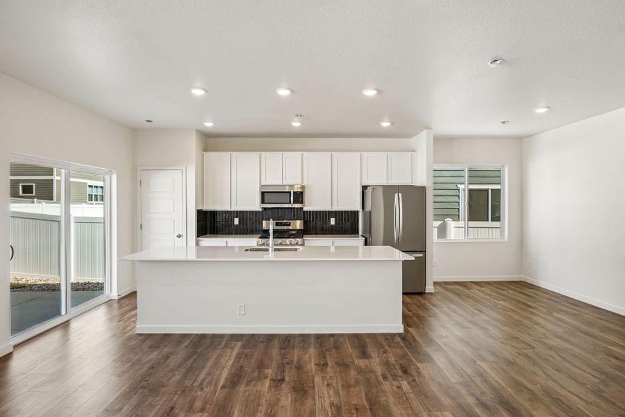 Furnished interior view inside a new home in Union Colony West, Greeley (Image 37).