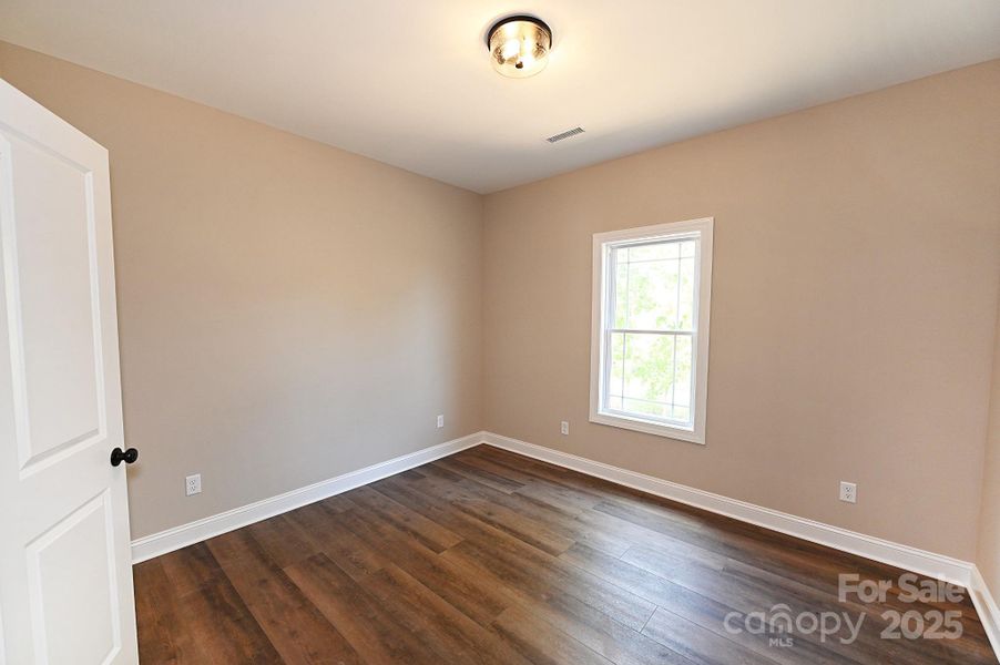 Spacious, unfurnished interior of a new home in , Hickory (Image 25).