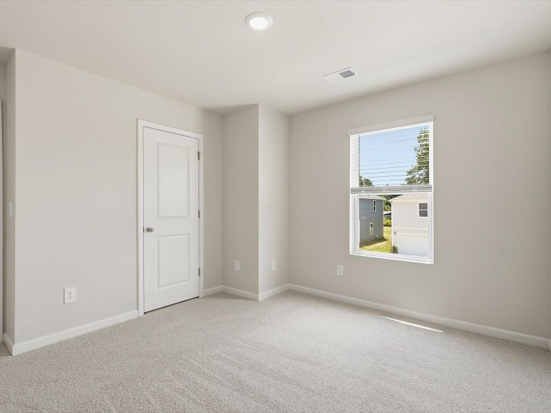 Spacious, unfurnished interior of a new home in Pleasant Brook, Greenville (Image 19). Spacious, unfurnished interior of a new home in Pleasant Brook, Greenville (Image 19).