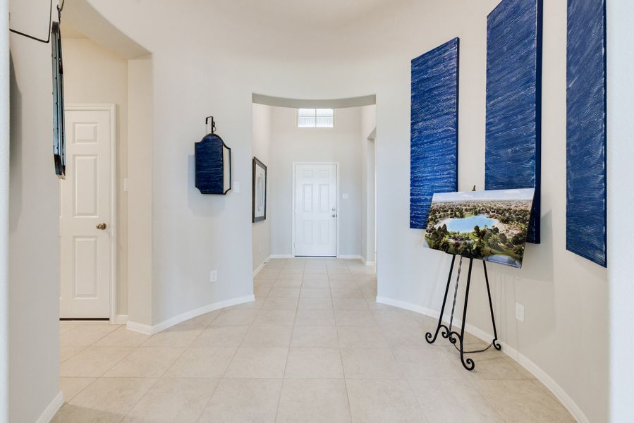 Representative furnished interior of a home built from the Floor Plan 2543 by Colina Homes in Grand Magnolia, Magnolia (Image 39). Representative furnished interior of a home built from the Floor Plan 2543 by Colina Homes in Grand Magnolia, Magnolia (Image 39).