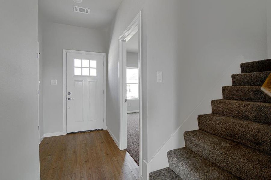 Spacious, unfurnished interior of a new home in Trails of Fossil Creek, Fort Worth (Image 13).