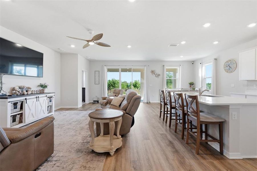 Furnished interior view inside a new home in Silverstone North, Palmetto (Image 36).