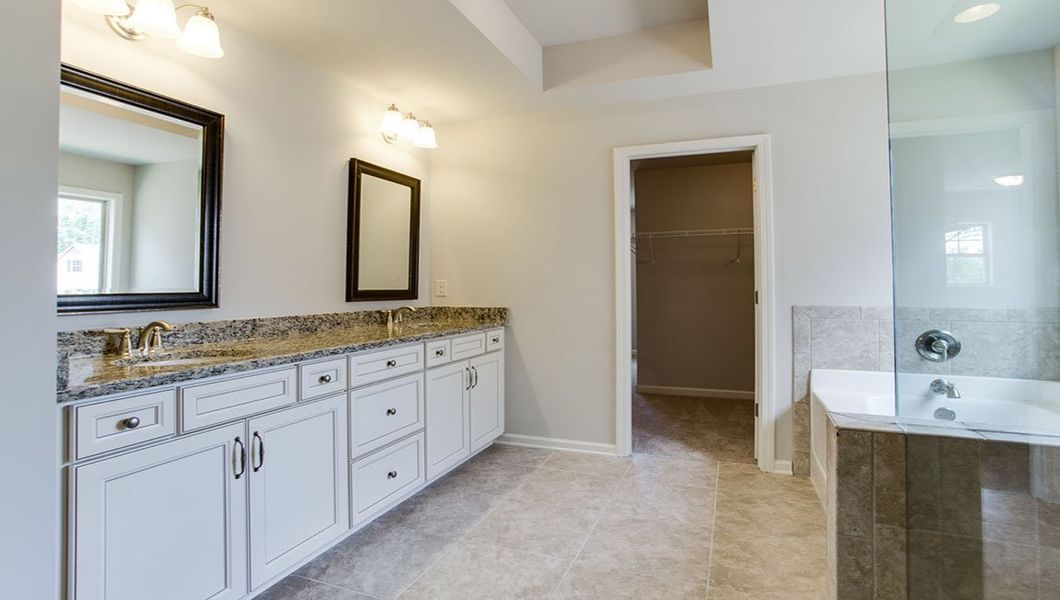 Representative furnished interior of a home built from the Edinburgh by D.R. Horton in Thalley Creek Estates, Cumming (Image 10).
