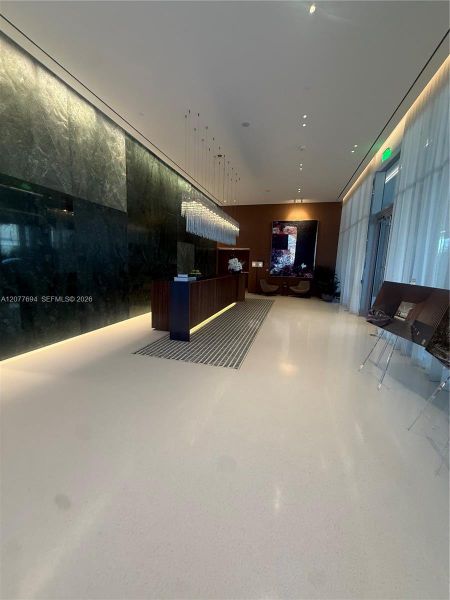 Community amenities in , Miami (Image 14).