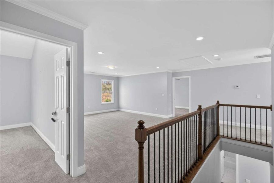 Spacious, unfurnished interior of a new home in , Gainesville (Image 36).
