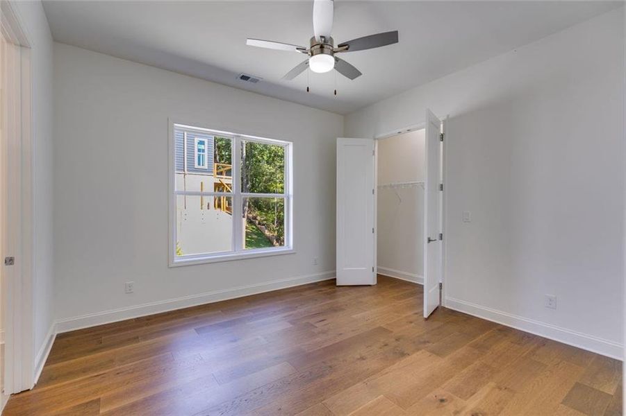 Spacious, unfurnished interior of a new home in , Lithia Springs (Image 14).