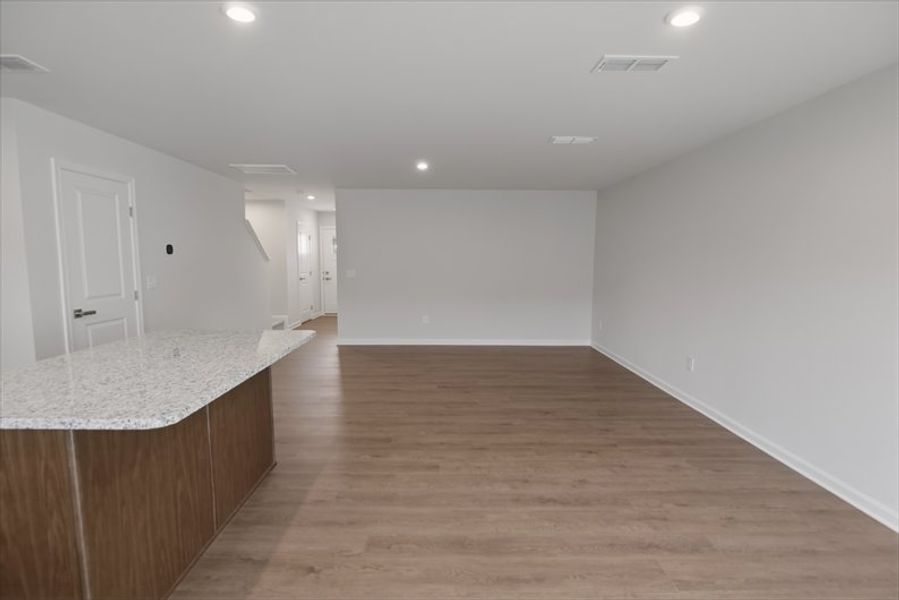 Spacious, unfurnished interior of a new home in Canterbrook Farms, Fountain Inn (Image 15).