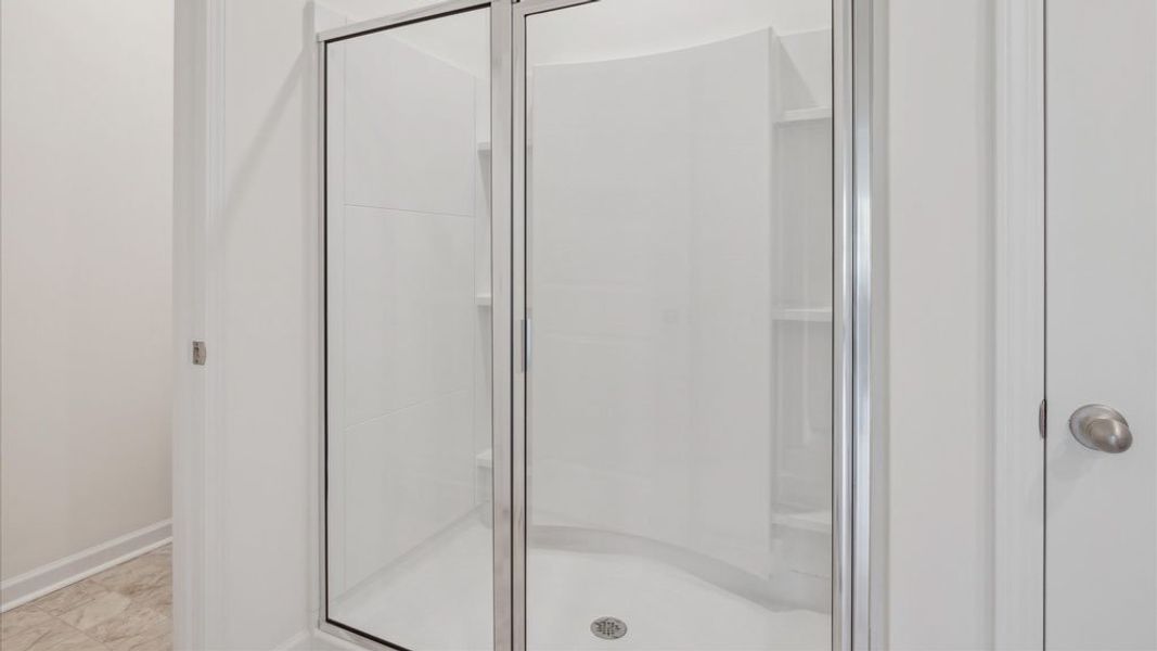 Close-up of interior finishes inside a home in Fieldcrest Acres, Blountville (Image 14).