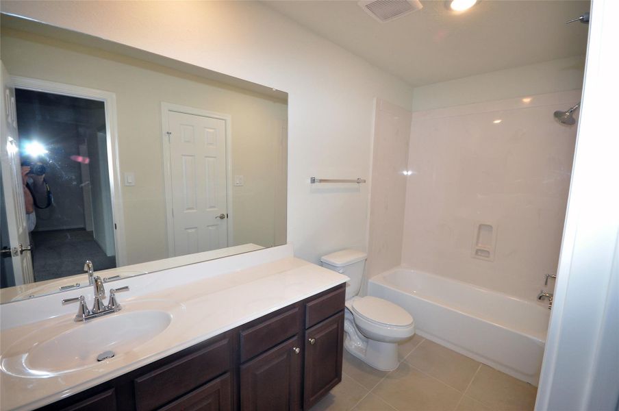 Bath 3 off the study