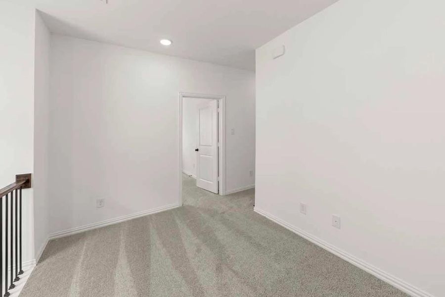 Spacious, unfurnished interior of a new home in Sereno Oaks at Buckner Terrace, Dallas (Image 18). Spacious, unfurnished interior of a new home in Sereno Oaks at Buckner Terrace, Dallas (Image 18).