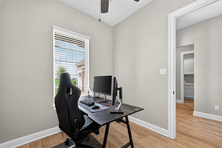 Furnished interior view inside a new home in Sierra Vista, Iowa Colony (Image 26). Furnished interior view inside a new home in Sierra Vista, Iowa Colony (Image 26).