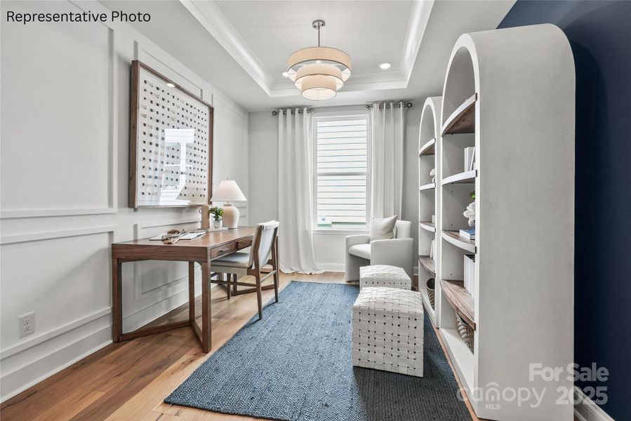 Large flex room makes for a great home office or hobby room opportunity! Large flex room makes for a great home office or hobby room opportunity!