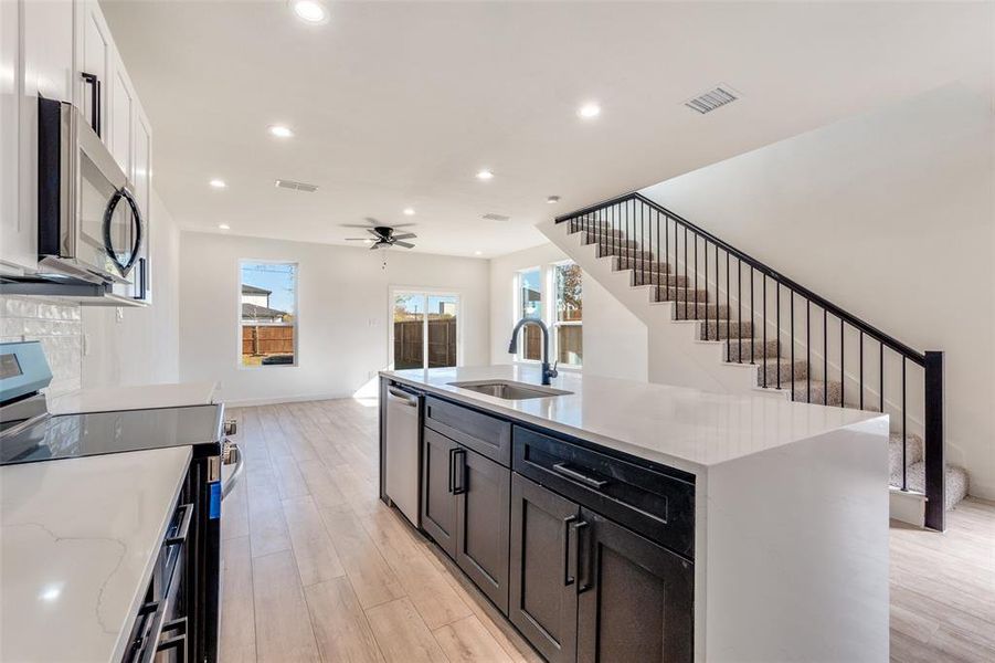 Furnished interior view inside a new home in , Dallas (Image 9).