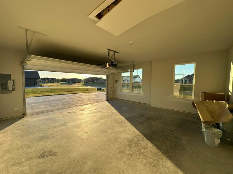 Image 22 of a home in Oak Valley.