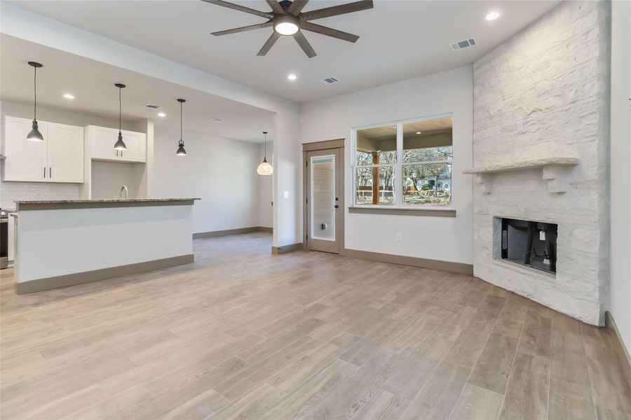 Living area without virtual staging