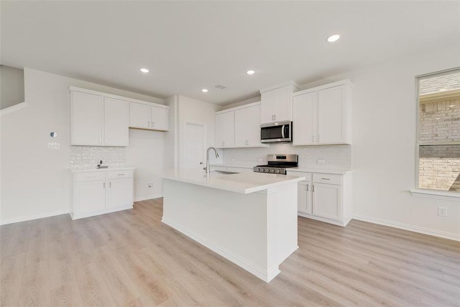Furnished interior view inside a new home in Walden Pond, Forney (Image 8).