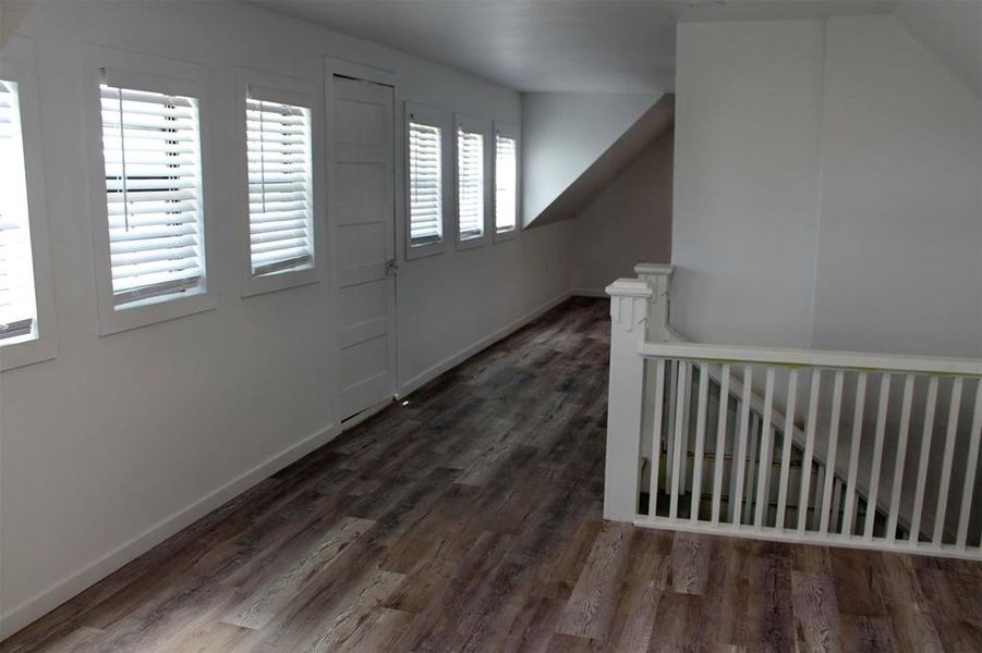 Spacious, unfurnished interior of a new home in , Brownwood (Image 12).