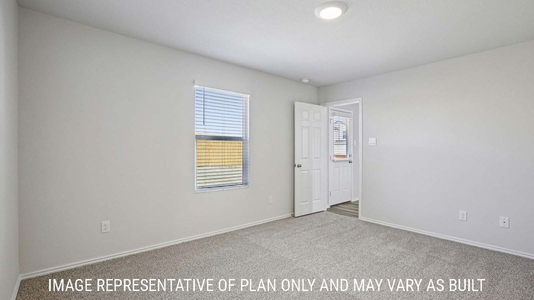 Representative unfurnished interior of a home built from the Caprock by D.R. Horton in Pecan Creek, Temple (Image 19).