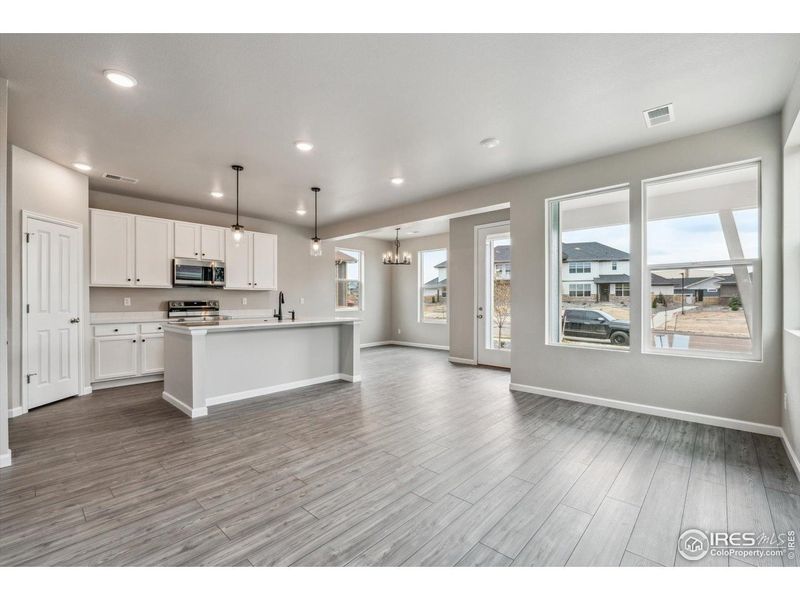Spacious, unfurnished interior of a new home in Parkway at Prairie Center Village, Brighton (Image 10).