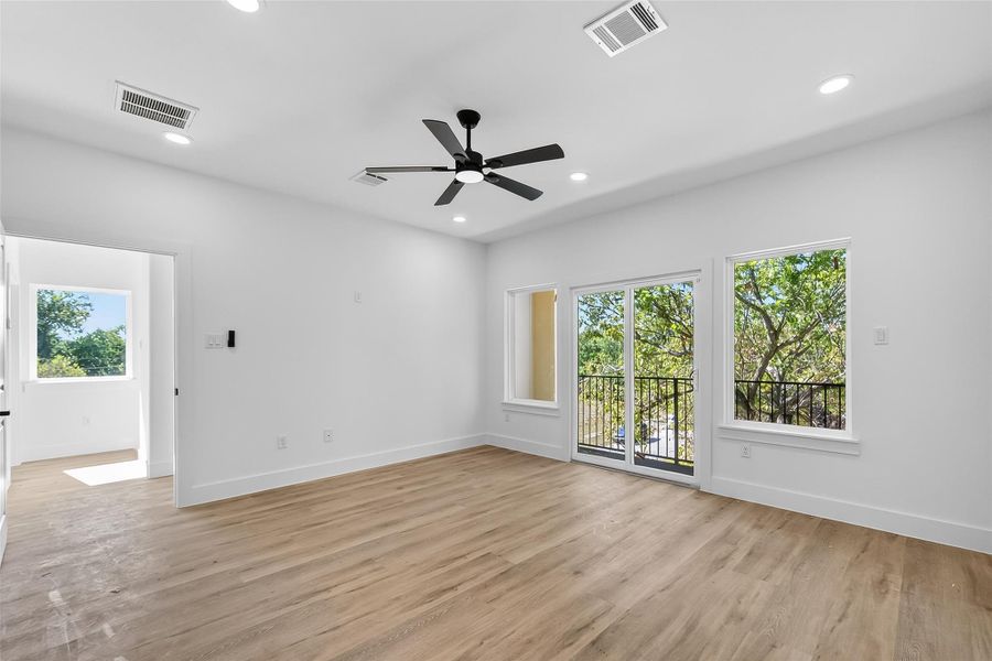 Spacious, unfurnished interior of a new home in , Houston (Image 36). Spacious, unfurnished interior of a new home in , Houston (Image 36).