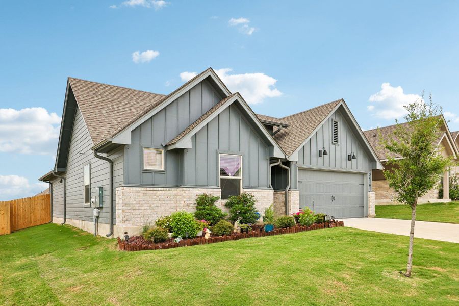 Front exterior of a new home in , Copperas Cove, TX, highlighting curb appeal (Image 28).