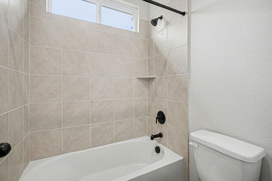 Furnished interior view inside a new home in Encino Estates, Dayton (Image 12).