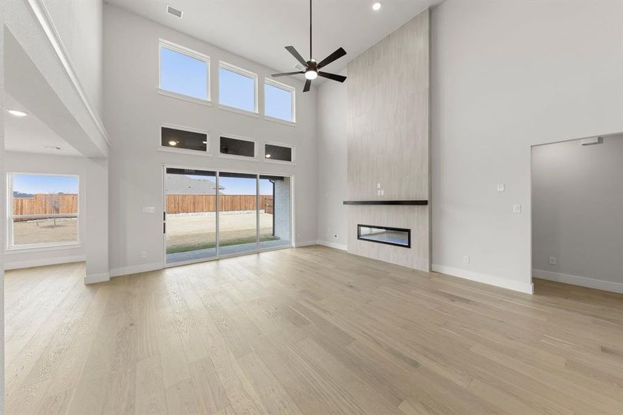 Spacious, unfurnished interior of a new home in Sutton Fields, Celina (Image 17).